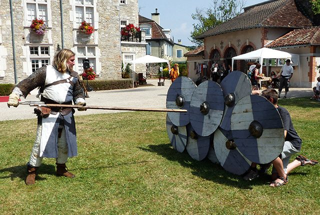 Thumb-Atelier-Sturmbrecher-bouclier-03